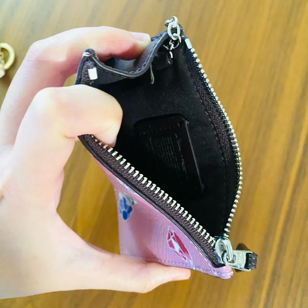 CoachX Disney  Snow White 💎🍎👸🏻Pink Gem Print Leather Key Card Holder